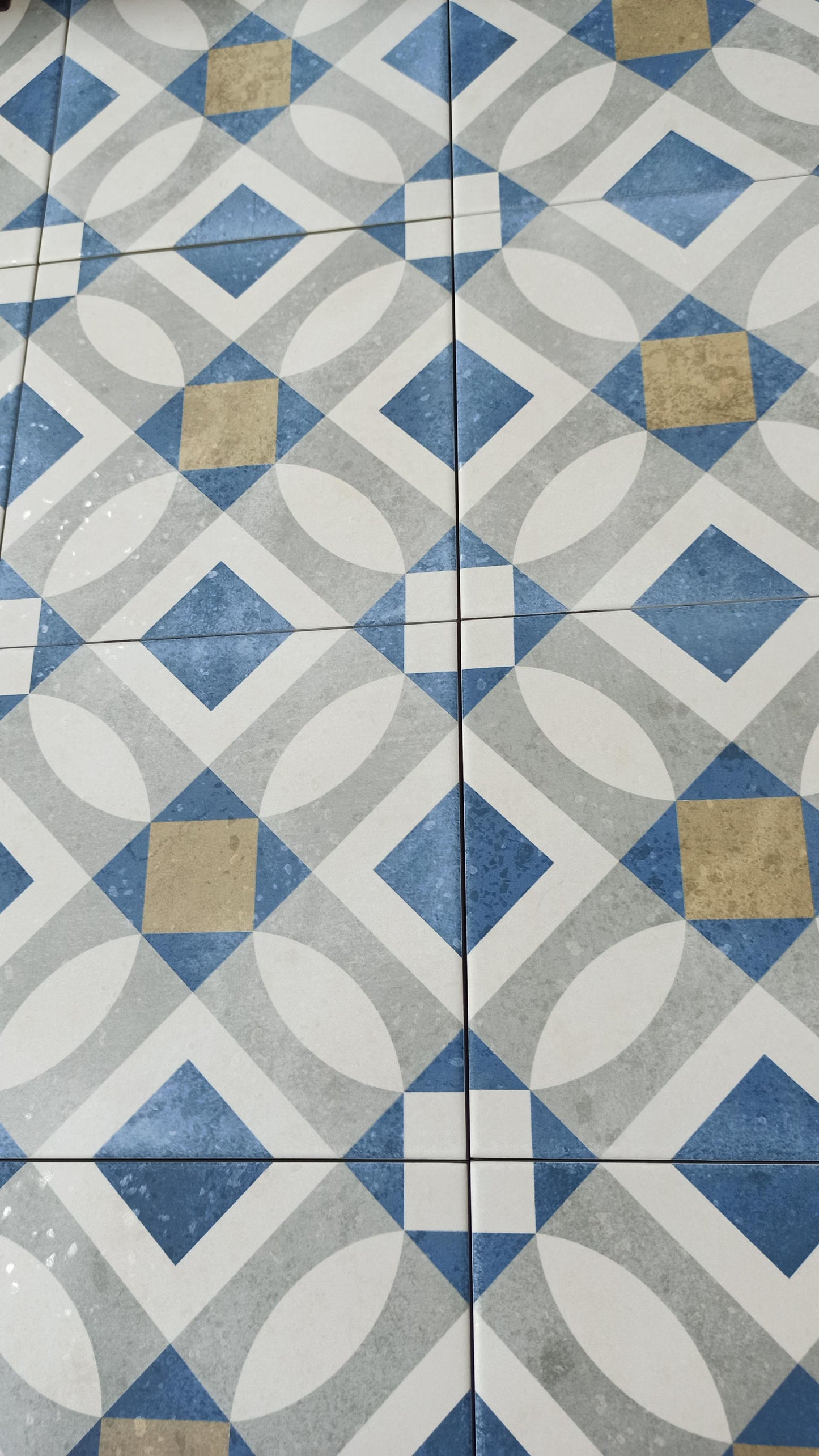 Milano Carmine , Gresie 20x20